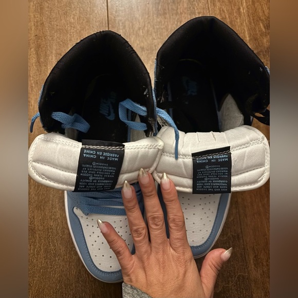 Nike Air High Top Jordan’s with Blue and Black Laces - Picture 5 of 10